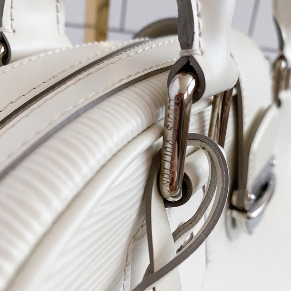 Louis Vuitton Bowling Montaigne GM - Ivory Epi Leather - Picture 3 of 12